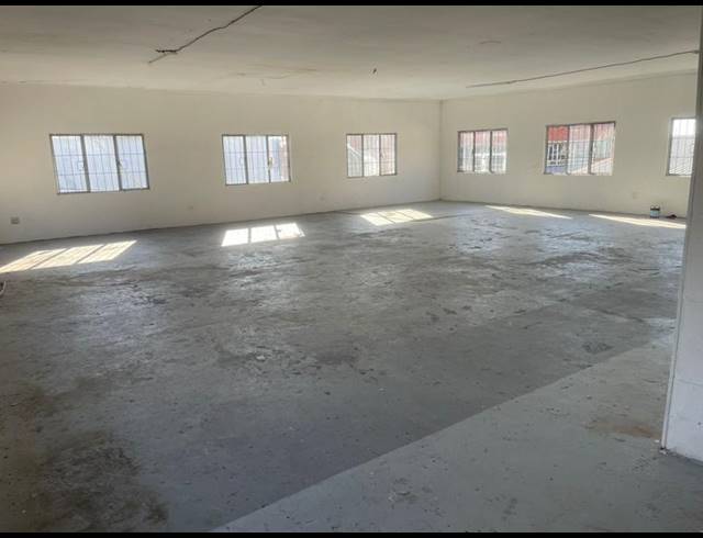 BUSINESS PROPERTY TO RENT IN WINDERMERE